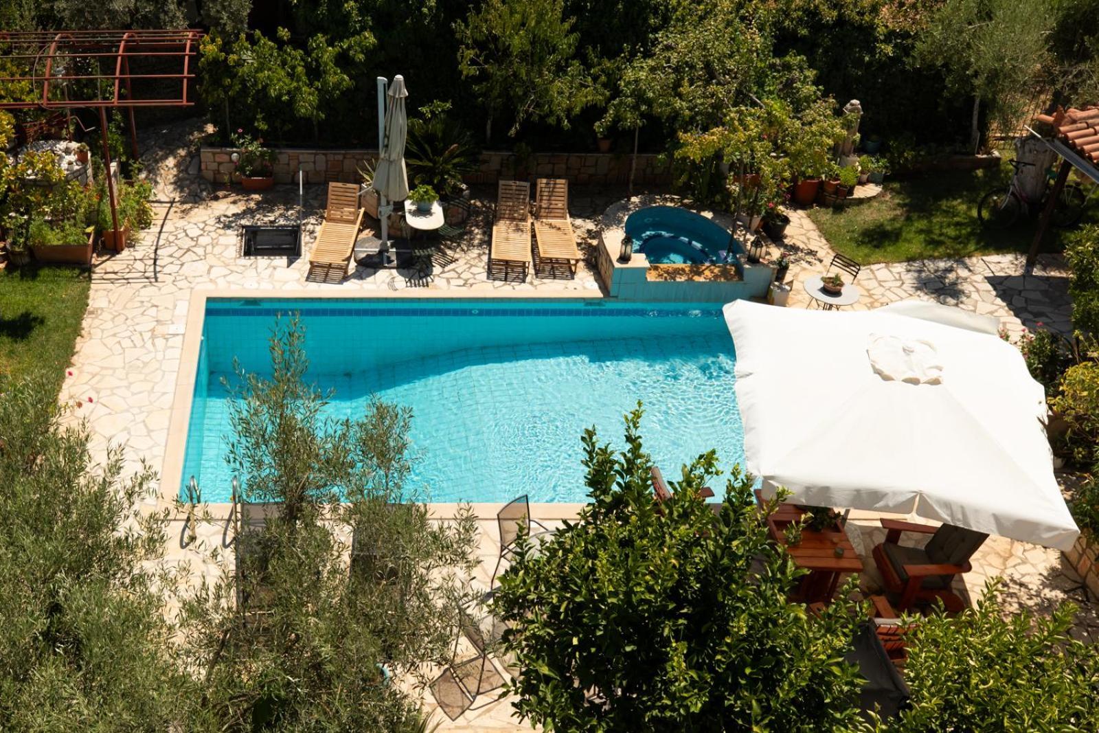 Ferienwohnung Jacuzzi Pool House Ama5690 Chalkís Exterior foto